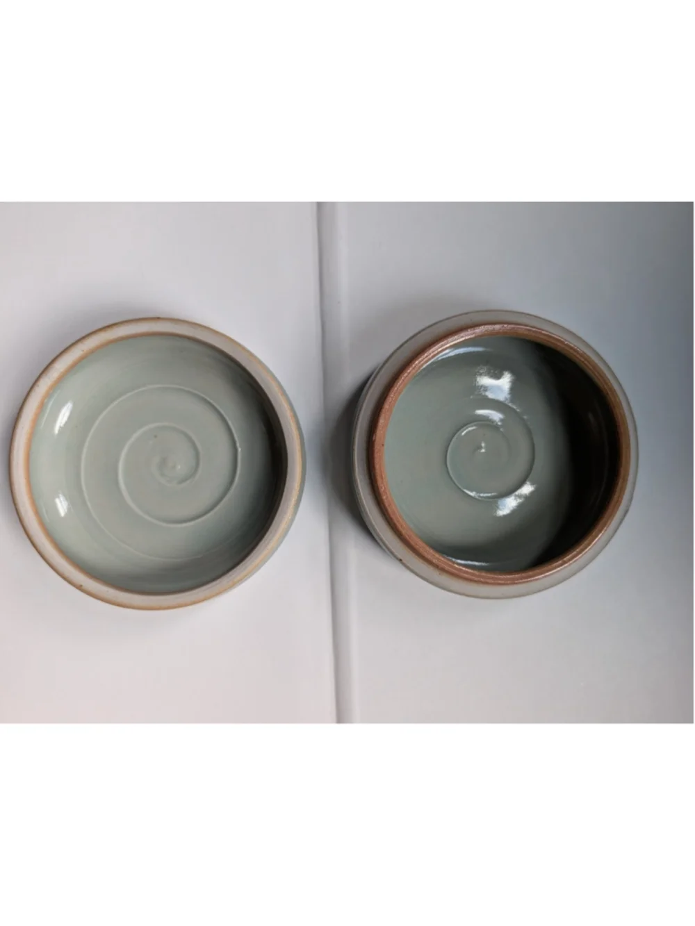 Signed Chris Arny Arensdorf Pottery Kansas art Studio Lidded trinket Yo-Yo Jar
